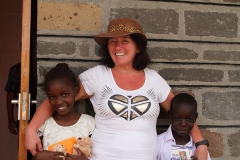 21_Brique_with_kids